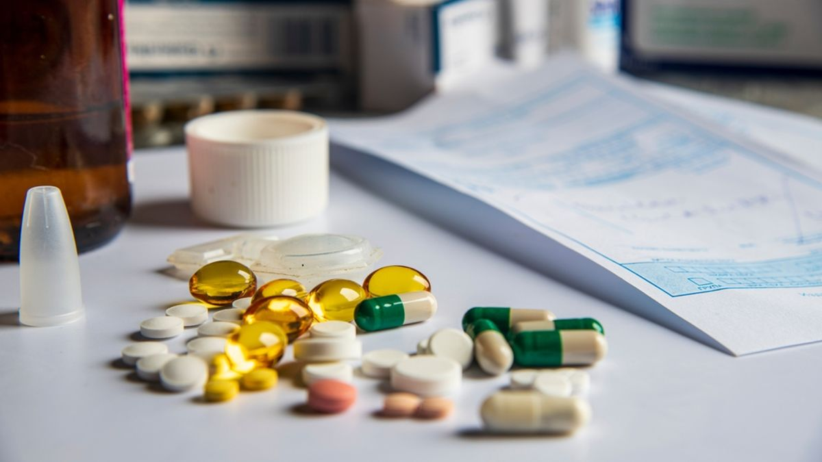 Common medications and treatments guide with essential tips for safe medicine use.