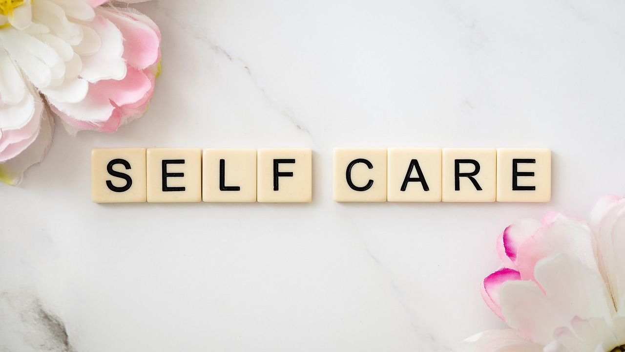 How to Improve Your Daily Routine With Simple Self-Care Habits